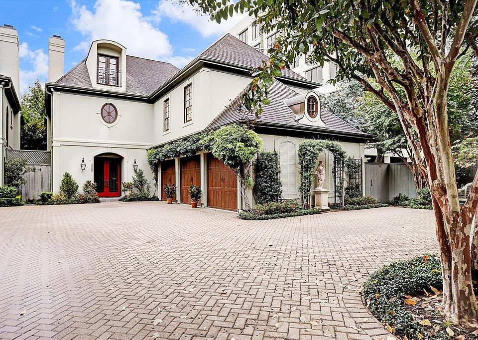 1st image of 52 Briar Hollow Ln #D