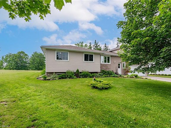 3rd image of 2069 Wendell Ct