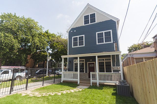 1st image of 3140 N Richmond St #2