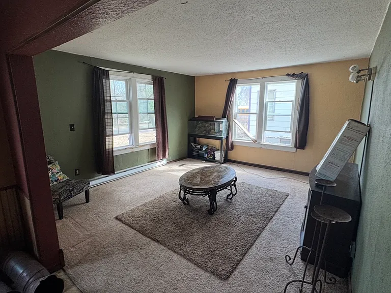 117 S Harold St — Photo 2