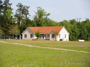 2362 Old River Rd, Fork, SC 29543