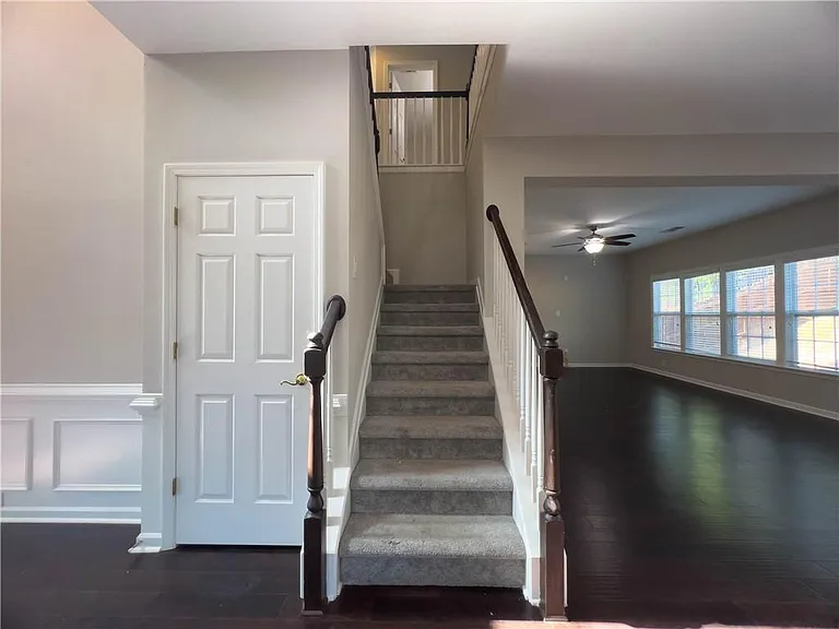 3210 Warbler Way — Photo 8
