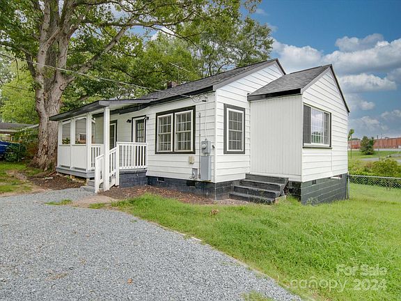 4th image of 114 W Hilltop Cir