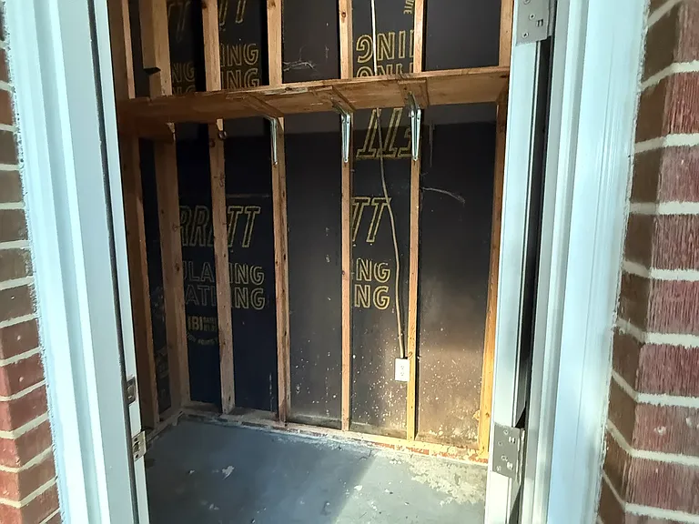 3809 Jefferson Davis Hwy — Photo 2