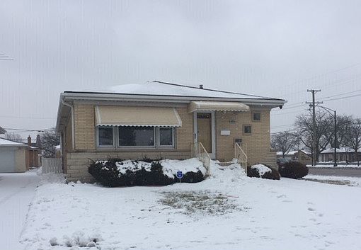 1st image of 4801 N Leonard Dr