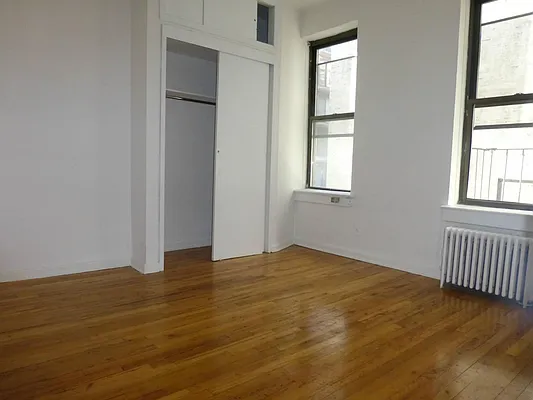 Rented by Keller Williams NYC | media 23