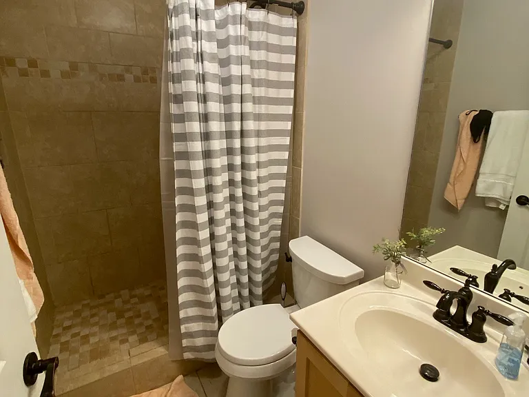 1801 Lake Ave #104 — Photo 2
