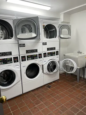 Sold by Keller Williams Realty Landmark | media 35