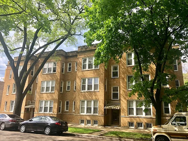 2536 W Thorndale Ave #3 — Photo 1