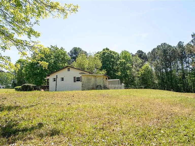 3131 Langley Rd — Photo 5