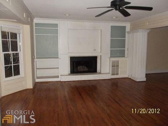3rd image of 3520 Thunderwood Ln