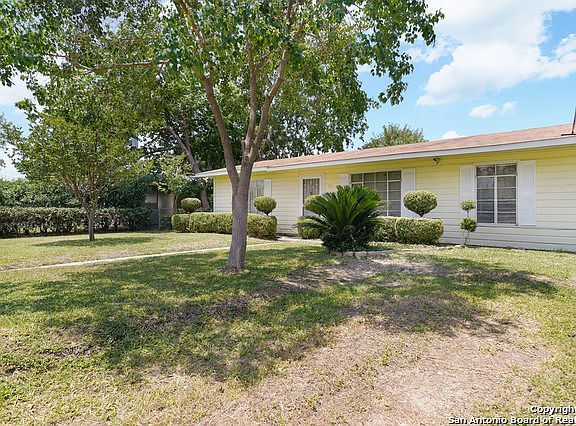 2nd image of 111 Yolanda Dr