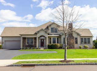 200 Country Club Dr, Telford, PA 18969