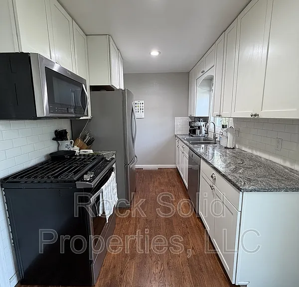 1008 Adams Ave — Photo 14