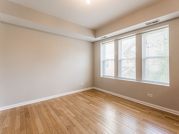 5th image of 6421 N Greenview Ave #1