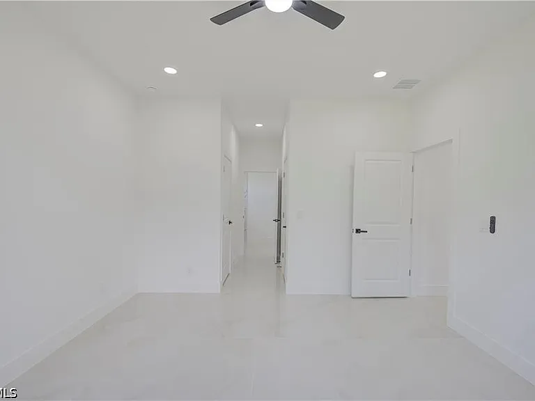 3213 51st St W — Photo 12