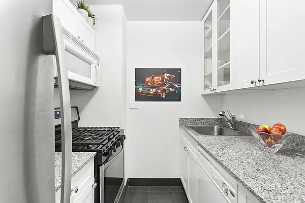 Sold by Halstead Real Estate | media 4