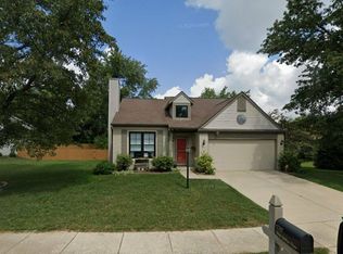 17712 White Willow Dr, Westfield, IN 46074