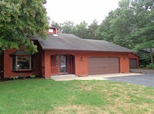2531 Russet Dr, Plover, WI 54467