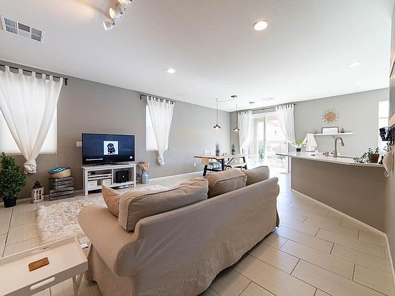 2nd image of 9839 Dryden Ct