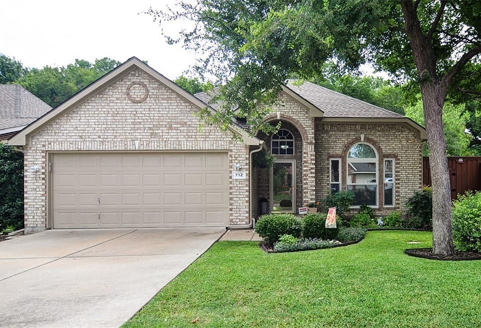 1st image of 712 Brookwater Dr