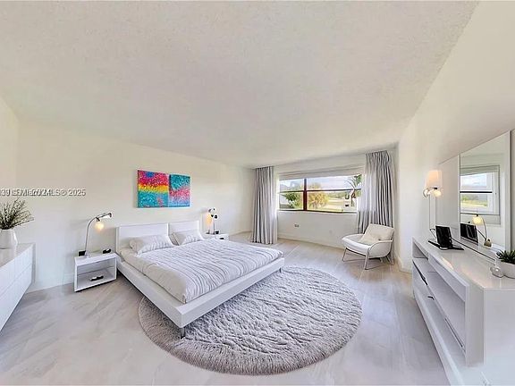 4th image of 16171 Blatt Blvd APT 203