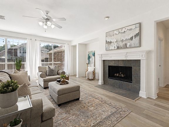 3rd image of 3004 Austin Dr