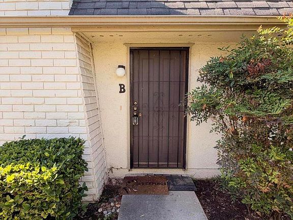 4th image of 3665 Ketch Ave #B