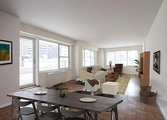 Rented by Warburg | media 20