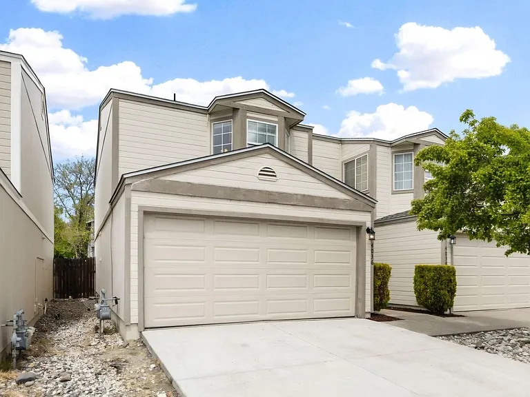 4036 Village Dr — Photo 1