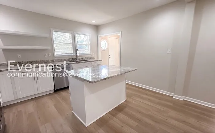 2044 Saulsbury Pl — Photo 6