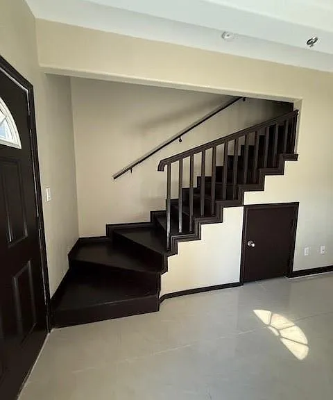 1308 Daffodil Ave E #C — Photo 12