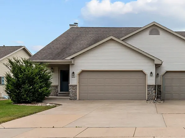 2455 Blake Ct, Oshkosh, WI 54904