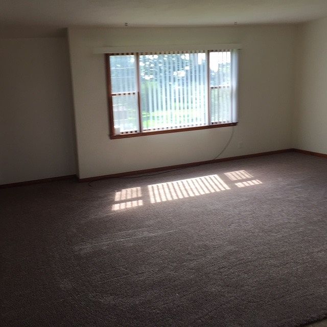 2nd image of 301 Chestnut St APT 1