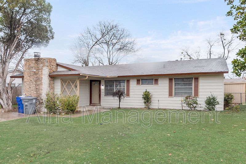 1st image of 12118 Oberlin Dr