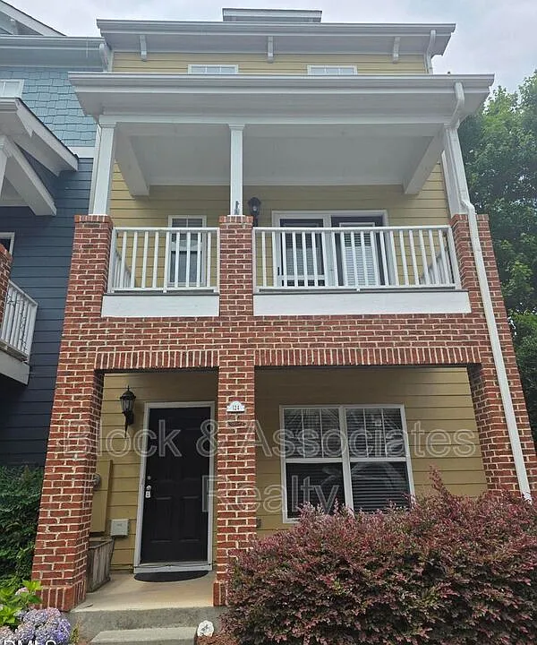 124 Braeside Ct
