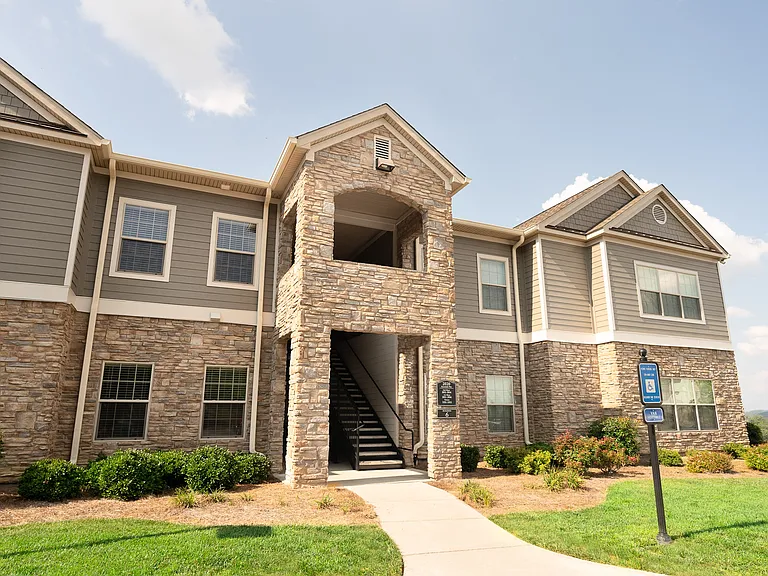 Greystone Vista Apartment Homes — Photo 28