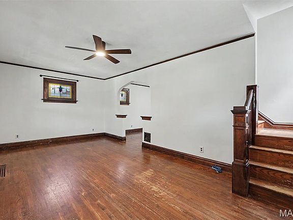 4th image of 5325 Blow St
