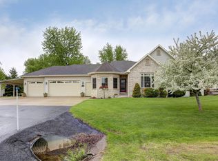 W6709 Rickey Ln, Greenville, WI 54942