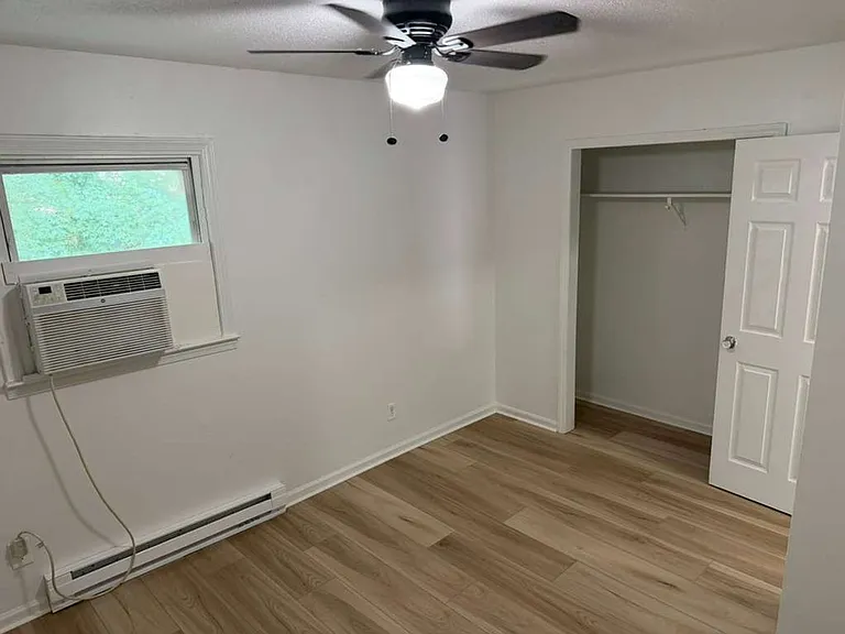 200 Memorial Park Dr — Photo 9