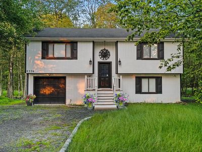 5627 Pembrook Dr, Tobyhanna, PA, 18466