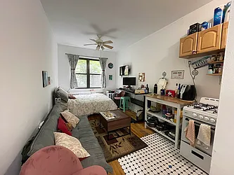 Rented by Best Apartments North Inc