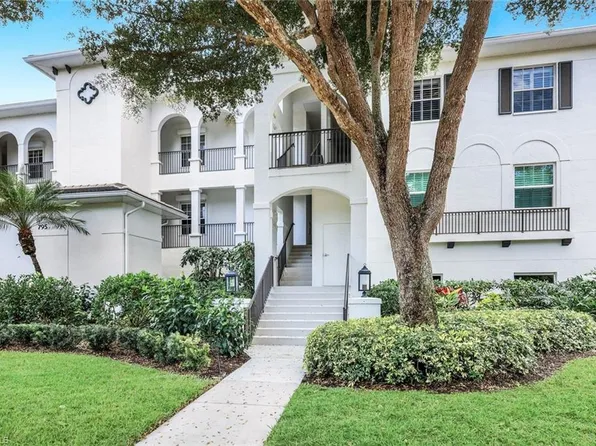 795 Bentwater Cir APT 204, Naples, FL 34108