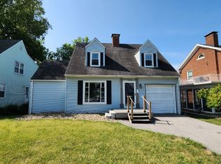 1575 W Riverview Ave, Decatur, IL 62522