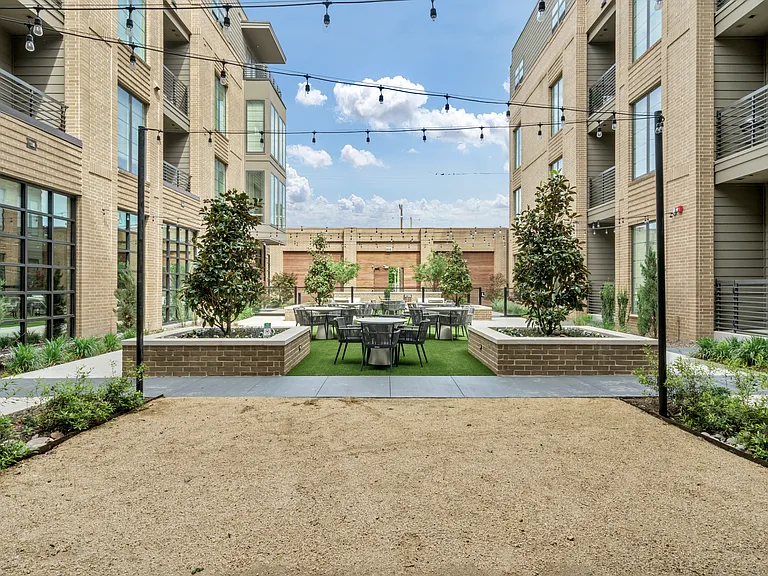 Ross + Peak — Photo 6