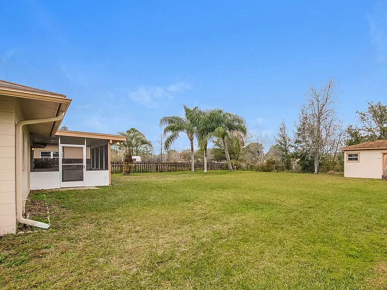 2141 Kendall Ct — Photo 16