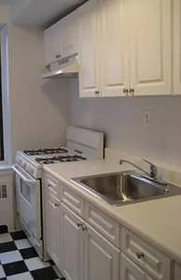 Rented by Goldfarb Properties | media 15