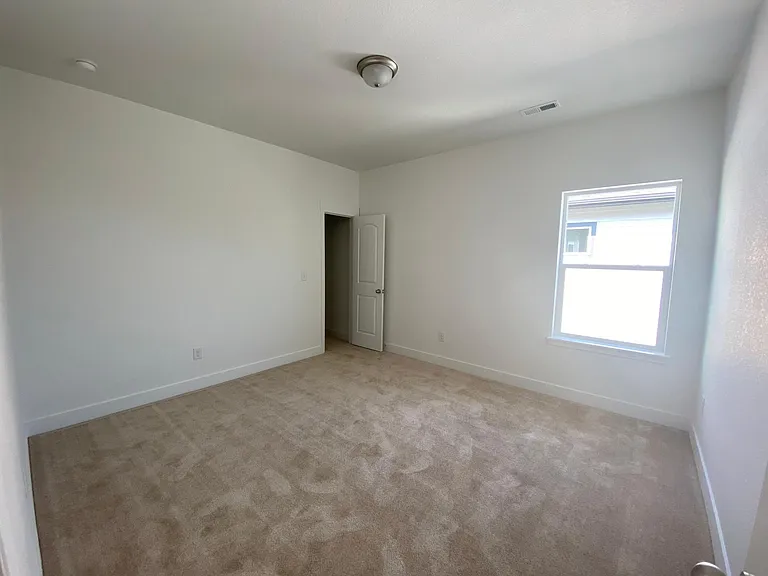 21221 E 60th Ave — Photo 23