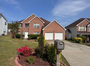 9382 Waters Edge Dr, Jonesboro, GA 30236