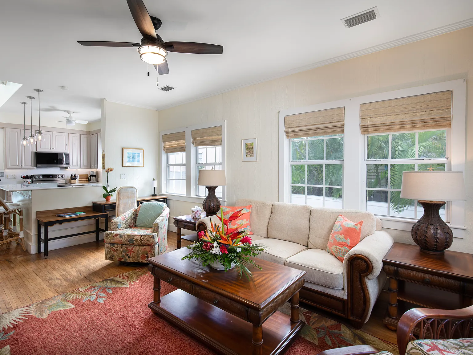 3 bed, 2.5 bath, 1276 sqft, $6,500 — Photo 3